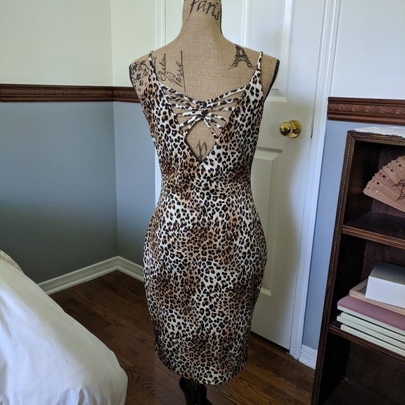 Leopard dress - Picture 2 of 3